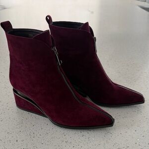 Torgeis Women's Marion Ankle
Boots in Burgundy - wedge heel